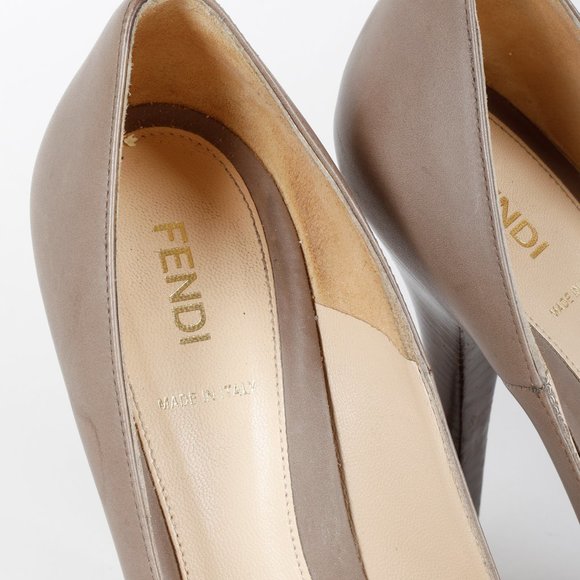 Fendi Fendista Taupe Leather Pumps - Picture 6 of 10
